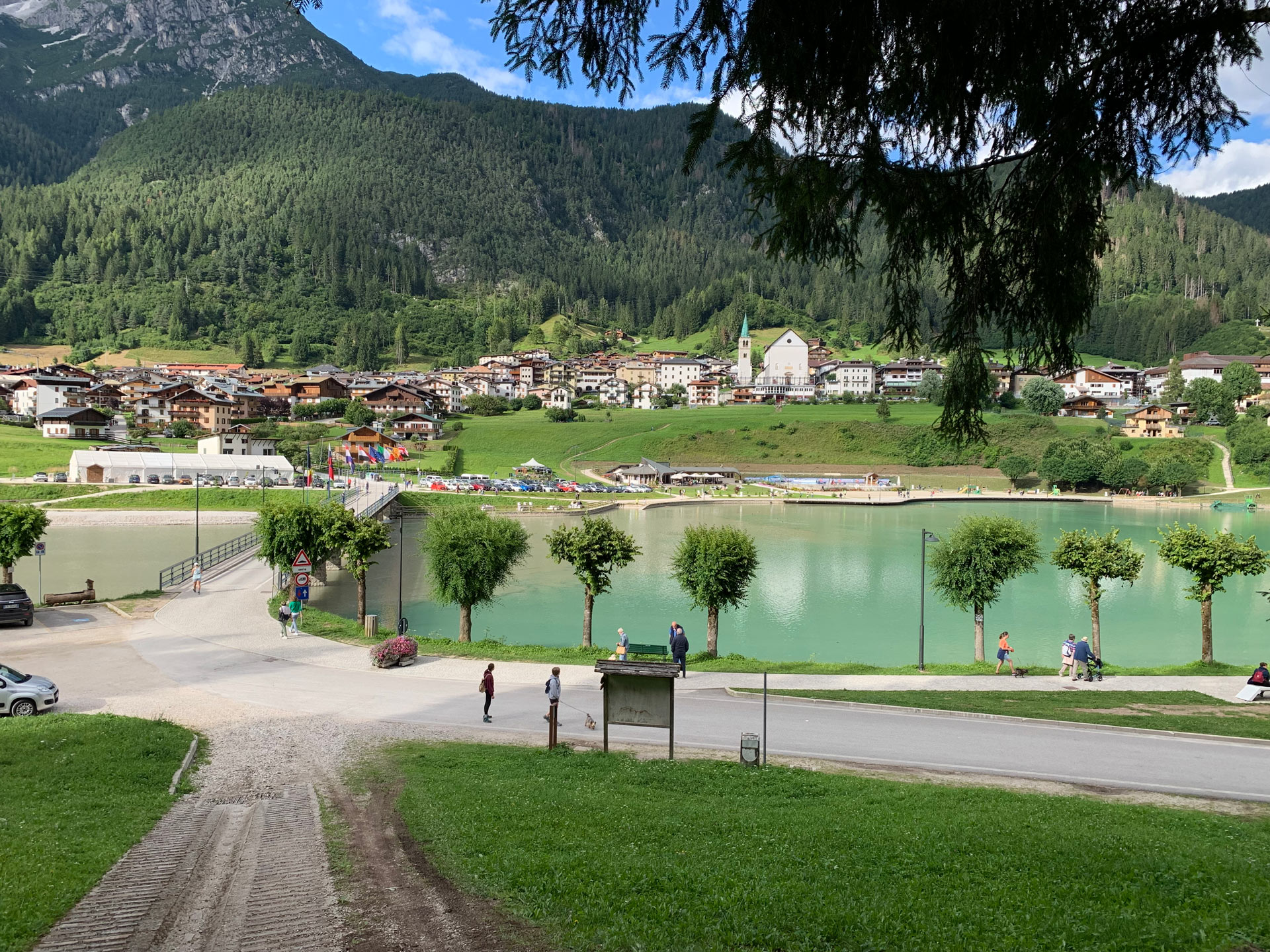 Auronzo sentiero numero 4 Proazei - vista lago